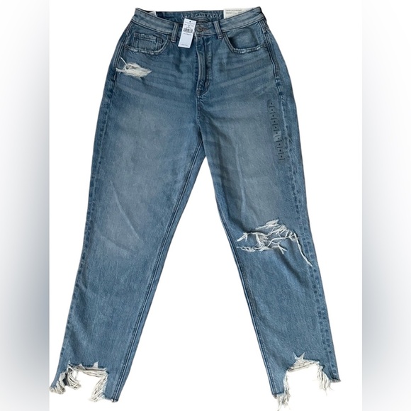 American Eagle Outfitters Denim - NWT American Eagle Women's Highest Rise Ripped Mom Jeans Size 6